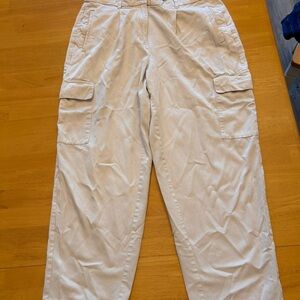 Old Navy Womens Cargo Pants - Light Tan